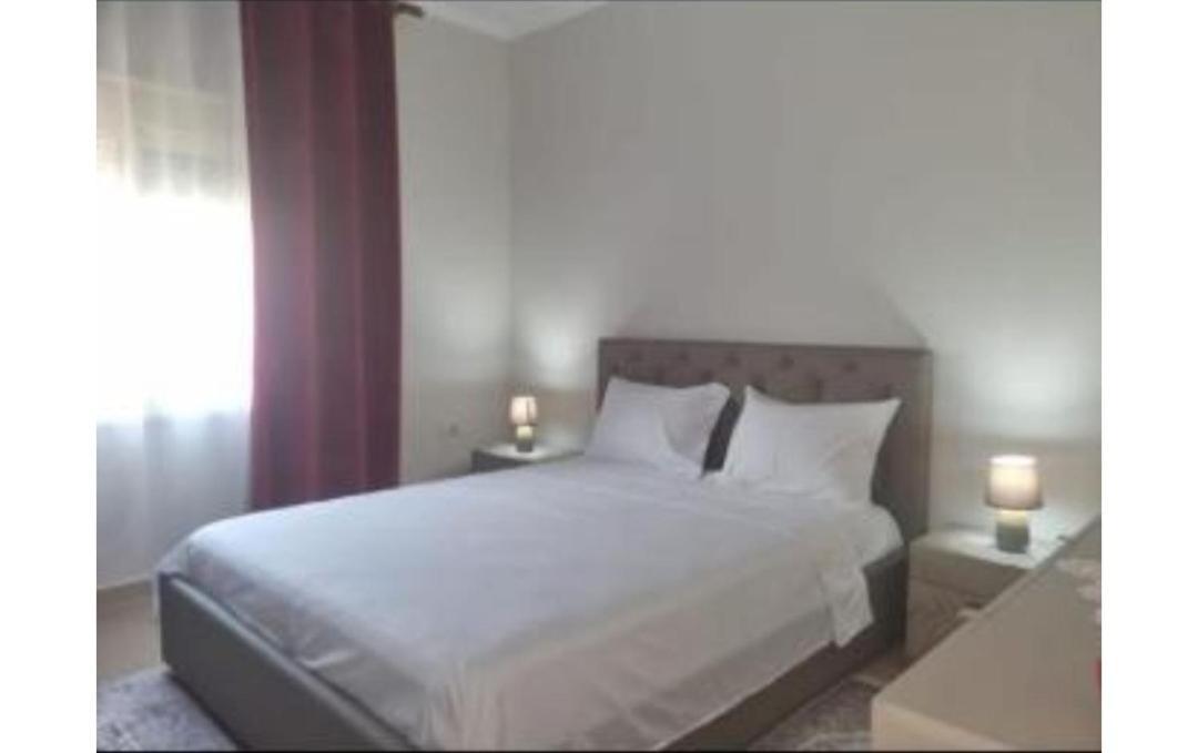 Vila Megi-Rent Room วญอเรอ ภายนอก รูปภาพ